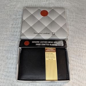 Leather Impressions Natural Leather Bifold Wallet NWT